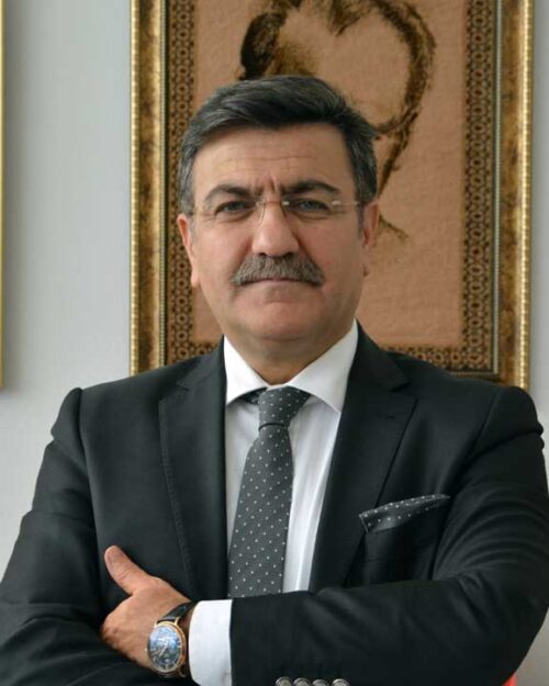 yaşar hacısalihoğlu kimdir
