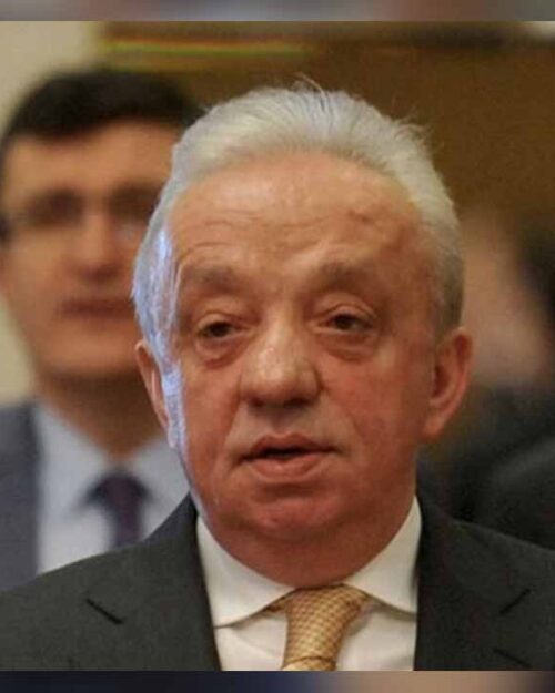 Mehmet Cengiz Kimdir