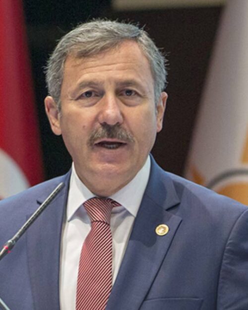 Doç. Dr. Ahmet Selçuk Özdağ Kimdir