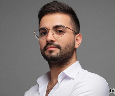 kadir ezildi evli mi hakkinda bilgi edinin biyografi co