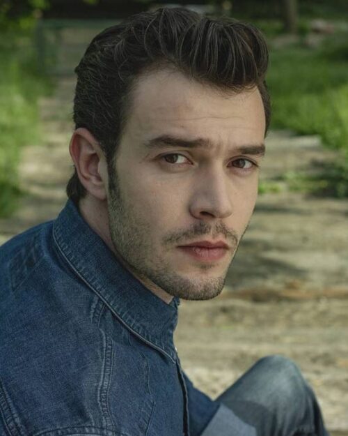 Aytaç Şaşmaz kimdir