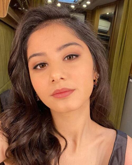 Helin Kandemir kimdir