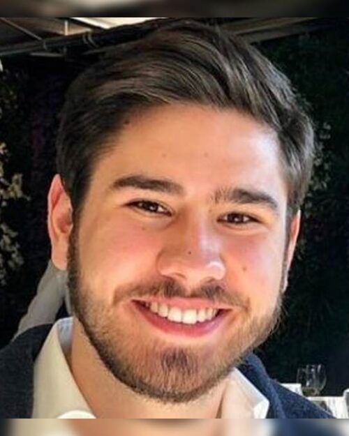 Poyraz Teoman kimdir