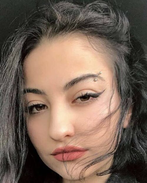 Zeynep Buse Korkmaz kimdir