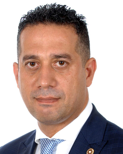 Ali Mahir Başarır kimdir