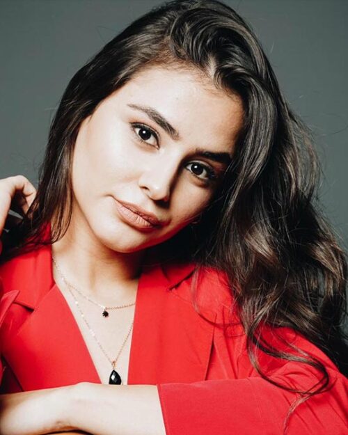 Hazal Çağlar kimdir