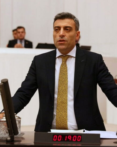 Öztürk Yılmaz kimdir