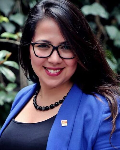 Saliha Sera Kadıgil Sütlü kimdir