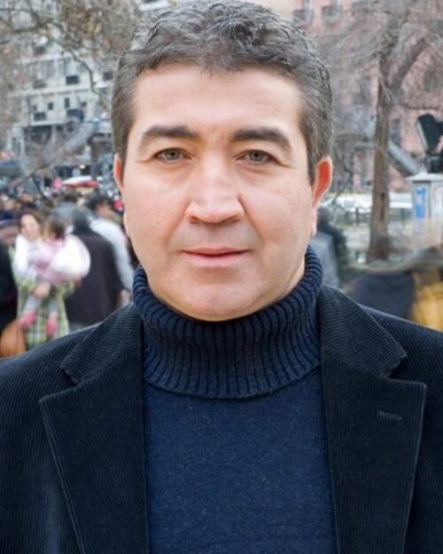 Turgay Yıldız kimdir