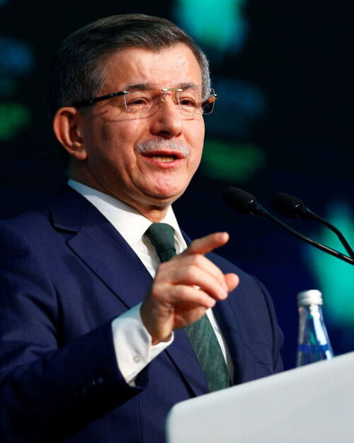 Ahmet Davutoğlu kimdir
