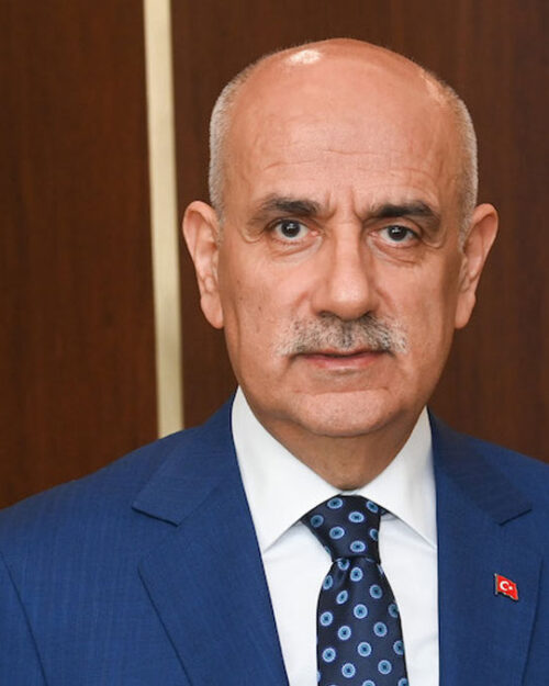 Vahit Kirişçi kimdir