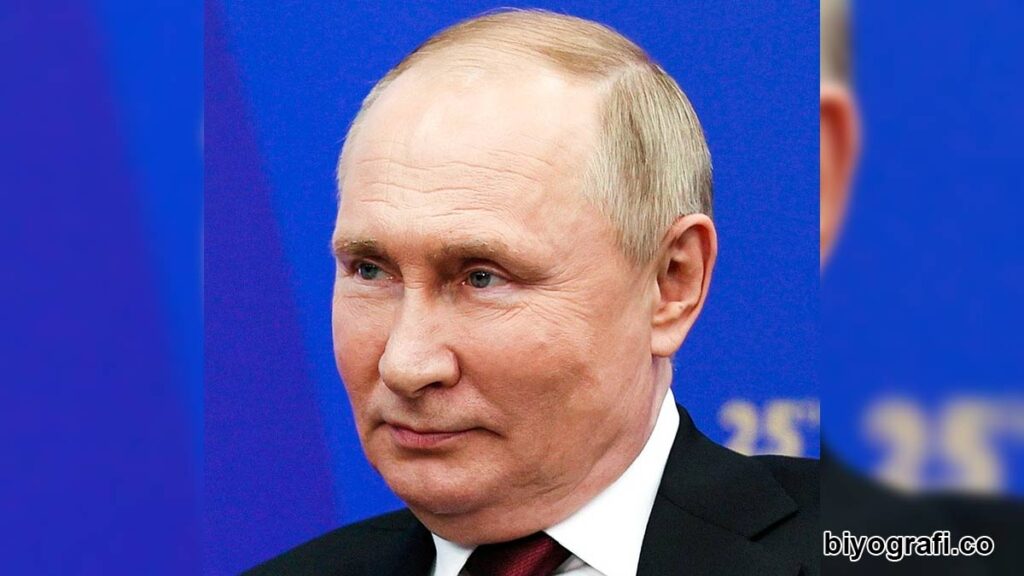 Vladimir Vladimiroviç Putin kimdir