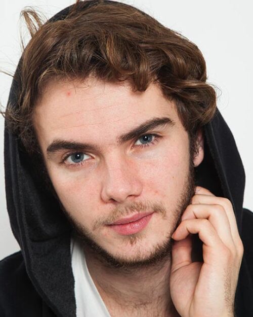 Cemrehan Karakaş kimdir