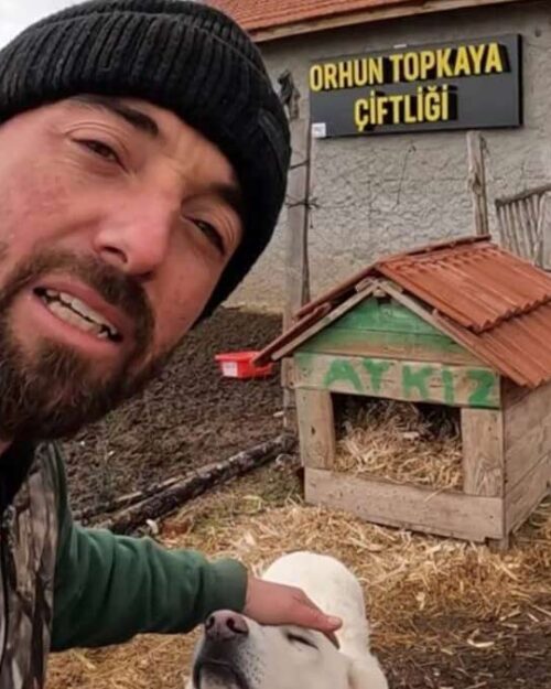 Orhun Topkaya kimdir