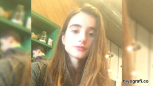 Lidya Müge Akdağ kimdir