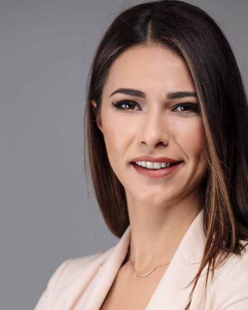 Buse Yıldırım kimdir