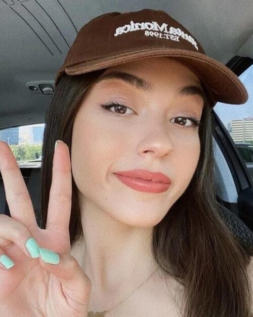 Meltem Akçöl kimdir