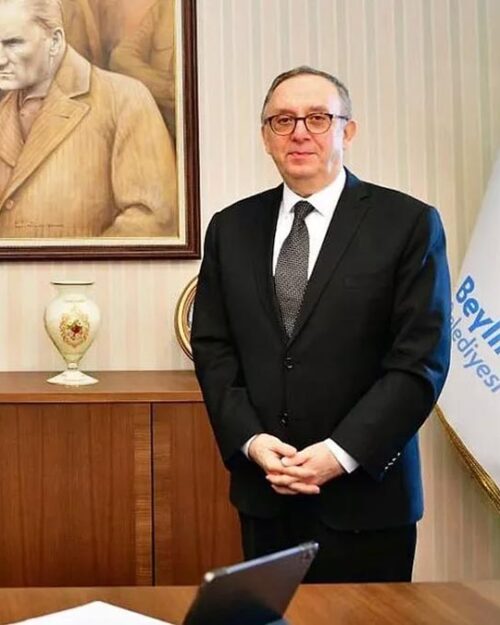 Prof. Dr. Rasim Kaan Aytoğu kimdir