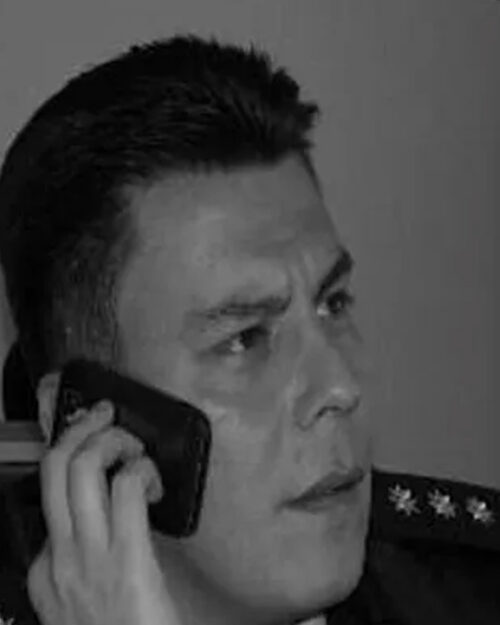 Şinasi Yüzbaşıoğlu kimdir