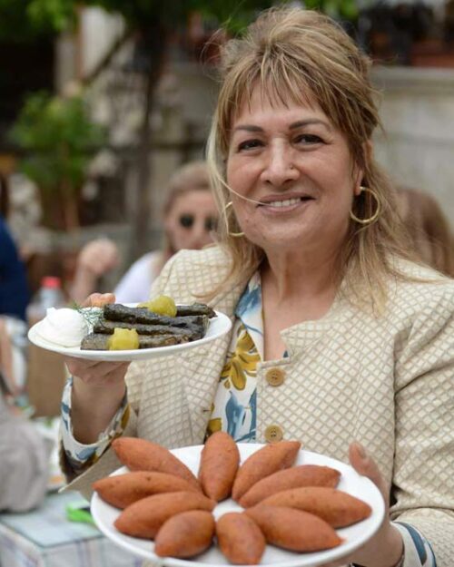 Sahrap Soysal kimdir