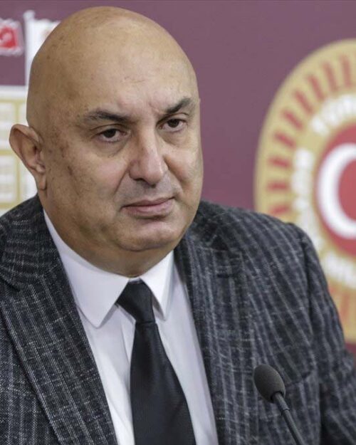 Engin Özkoç kimdir