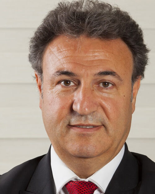 Dr. Mustafa İduğ kimdir