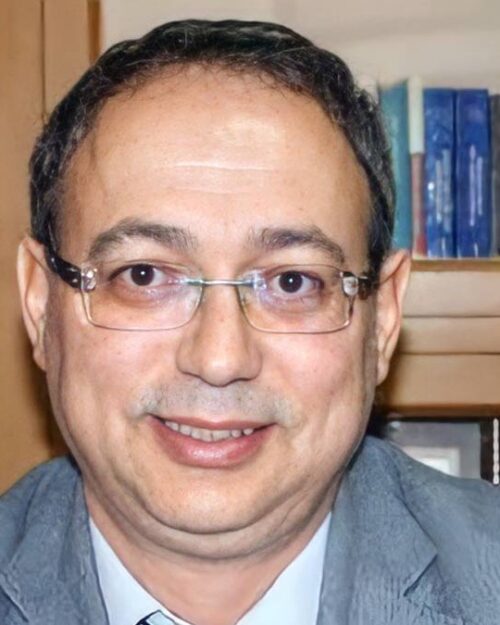 Prof. Dr. İlyas Topsakal kimdir