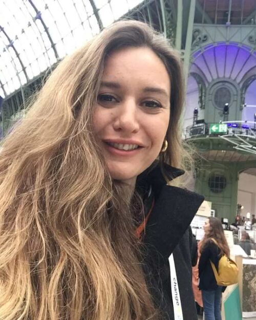 Dr. Deniz Bağrıaçık kimdir