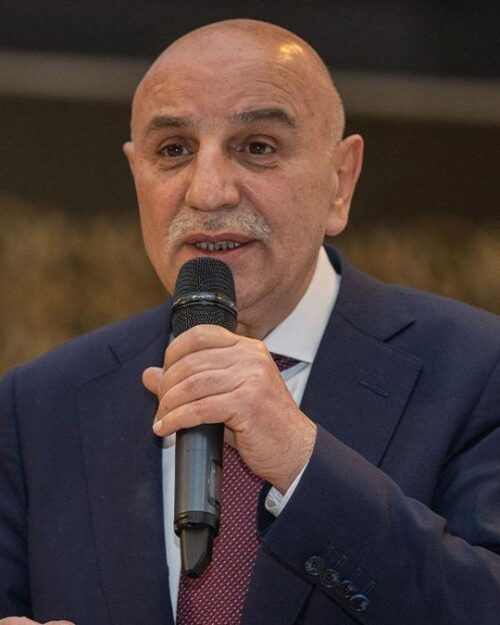 Turgut Altınok kimdir