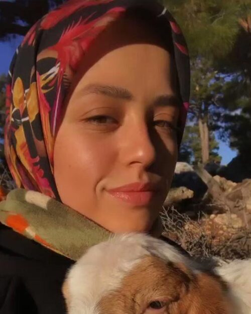 Gezen Oğlak (Elif Akçivi) kimdir