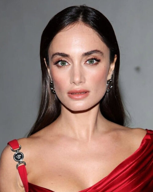 Denise Capezza kimdir