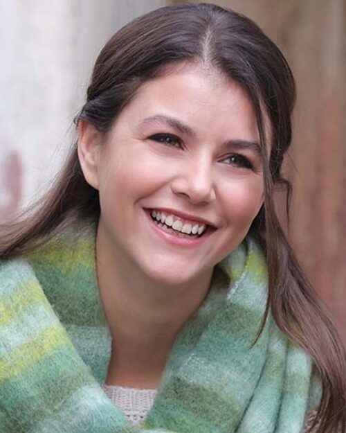 Melis Sevinç kimdir