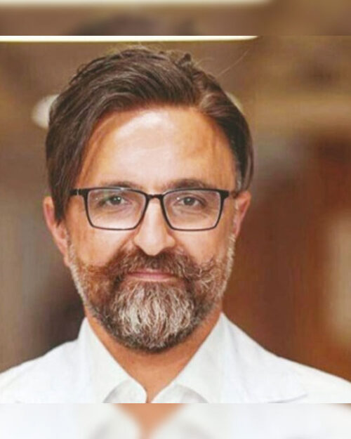 Doktor Fırat Sarı kimdir