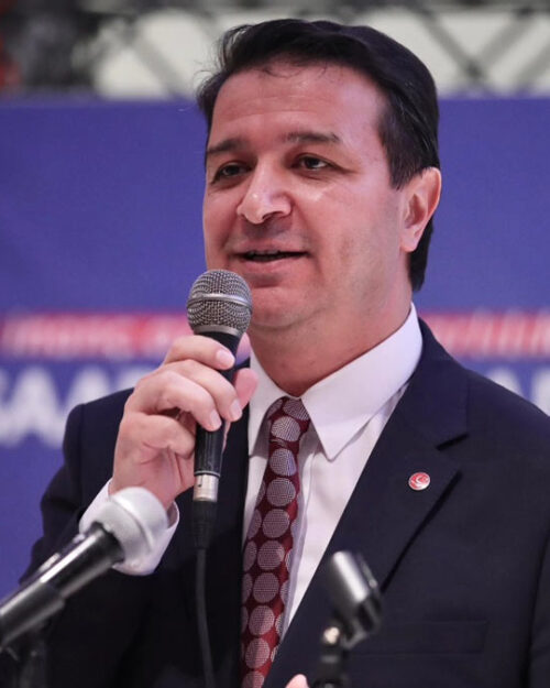 Mahmut Arıkan kimdir