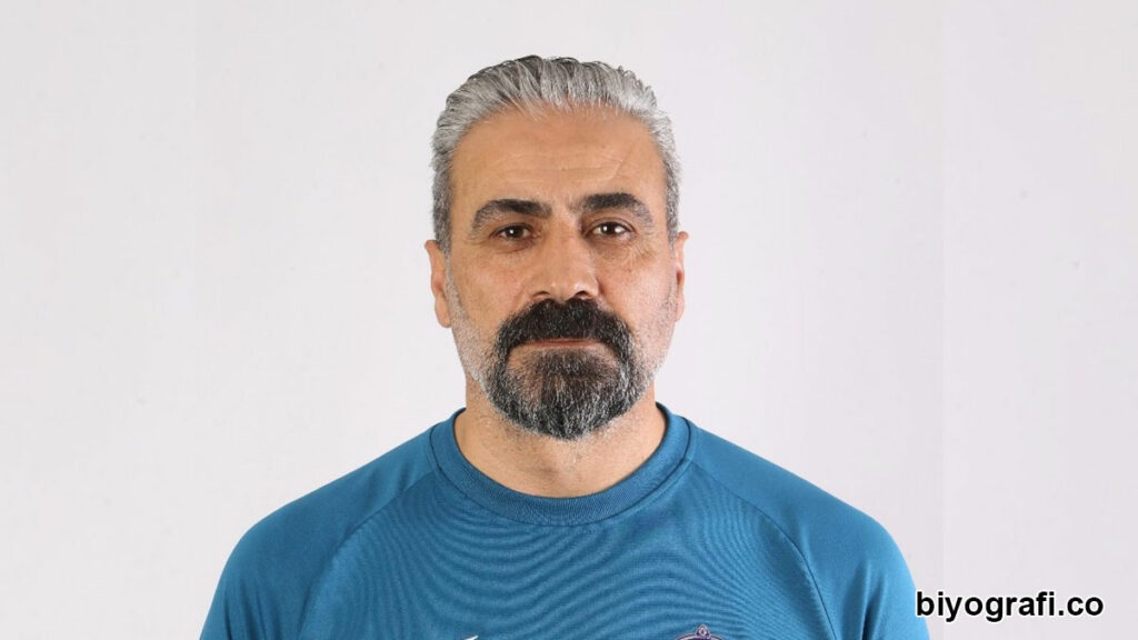 Mustafa Dalcı kimdir