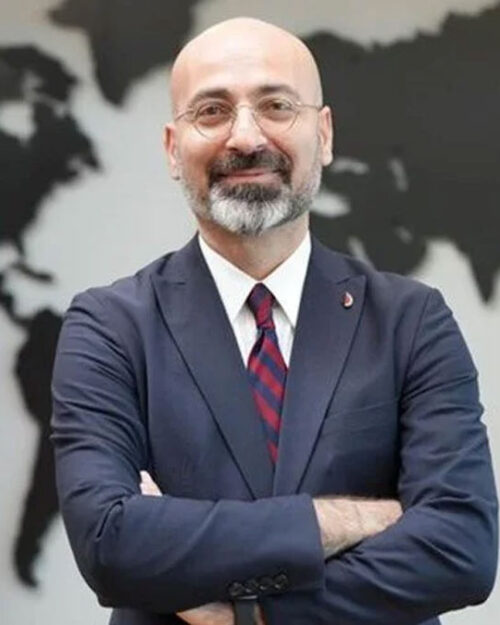 Mahmut Mustafa Özdil kimdir