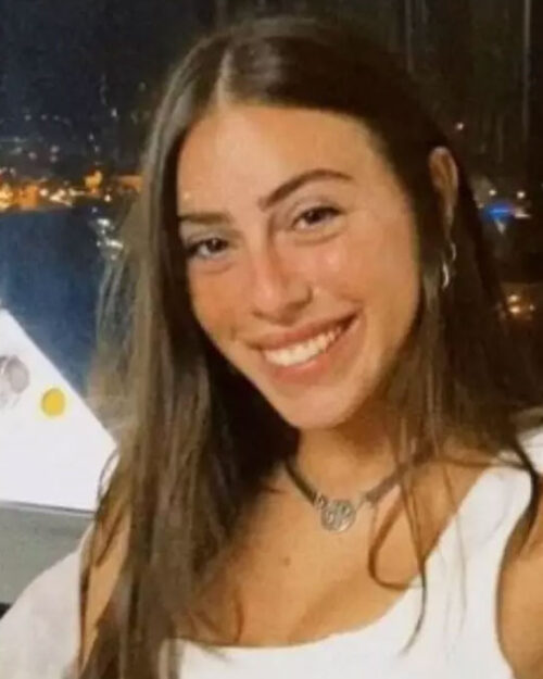 Mine Gümüşkaya kimdir