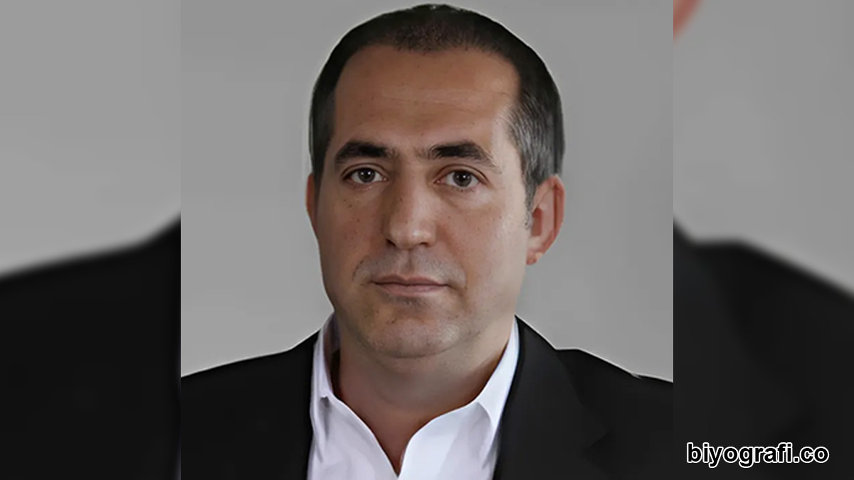 Murat İlbak ️ Kimdir, Boyu, Kaç Yaşında, Nereli Biyografi.co