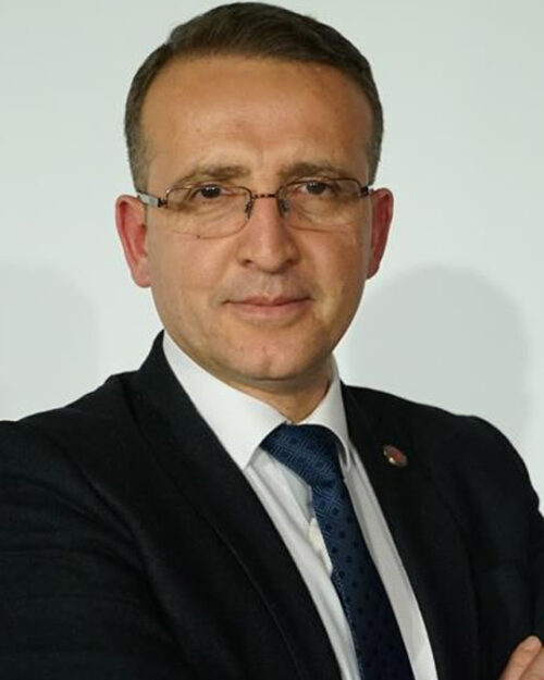 Dr. Eray Güçlüer kimdir