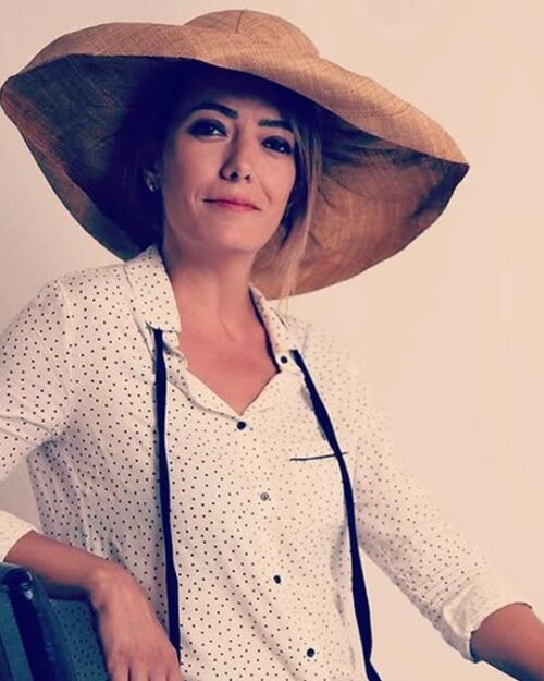 Ayşemden Akın kimdir