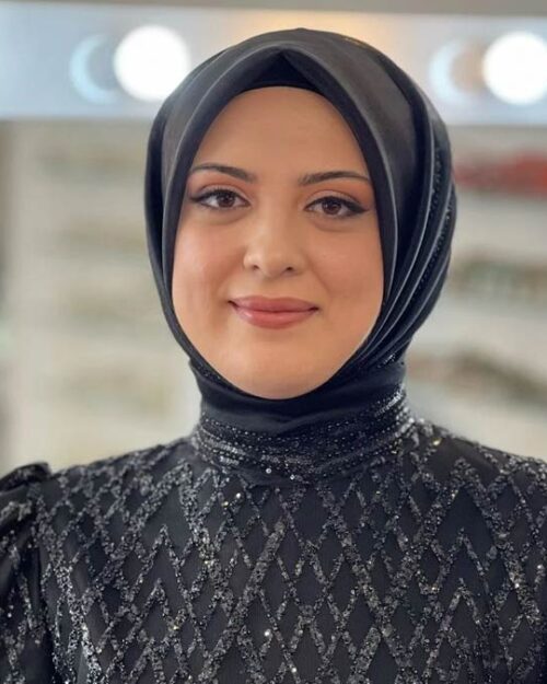 Gamze Türkmen Ezildi kimdir