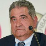 Mahmut Uslu kimdir