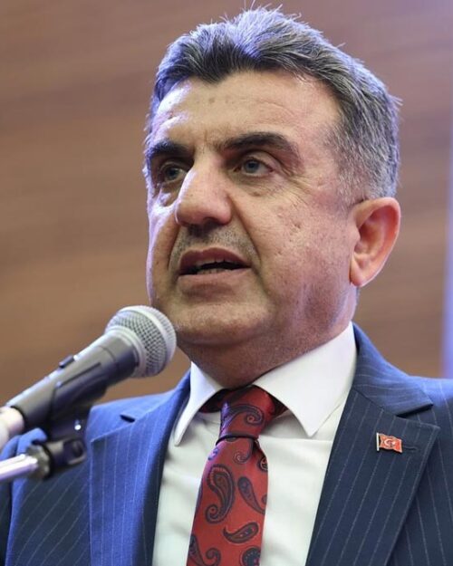 Mehmet İlhami Günbeği kimdir