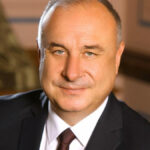 Doç. Dr. Şafak Başa kimdir