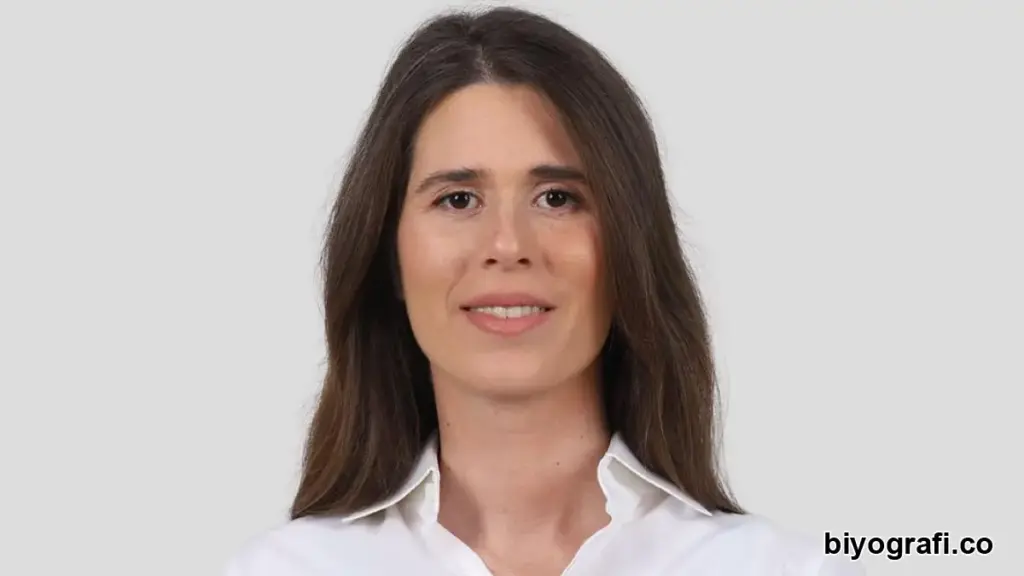 Lal Denizli kimdir
