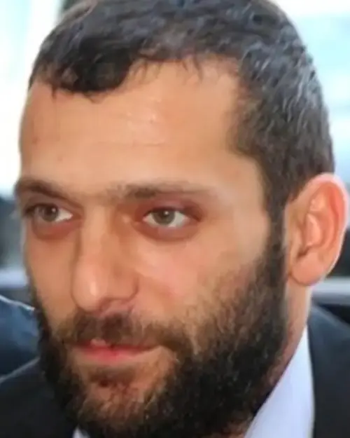 Onur Özbizerdik kimdir