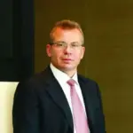 Vedat Aşçı kimdir