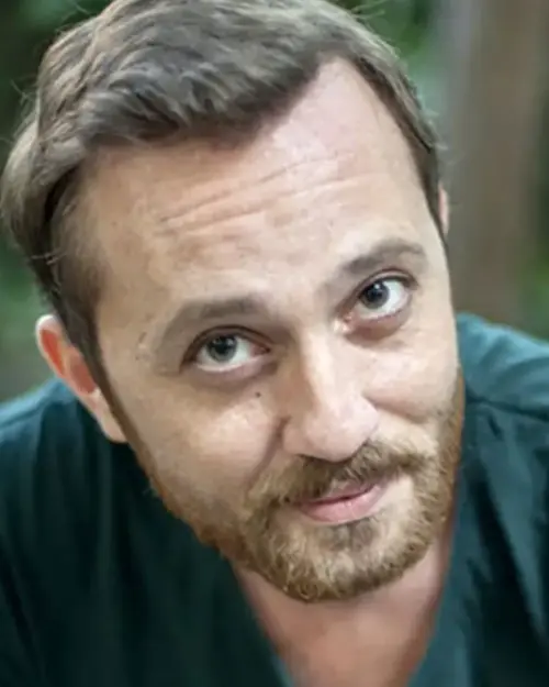 Orçun İynemli kimdir