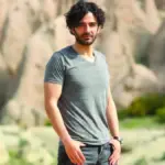 Osman Karakoç kimdir