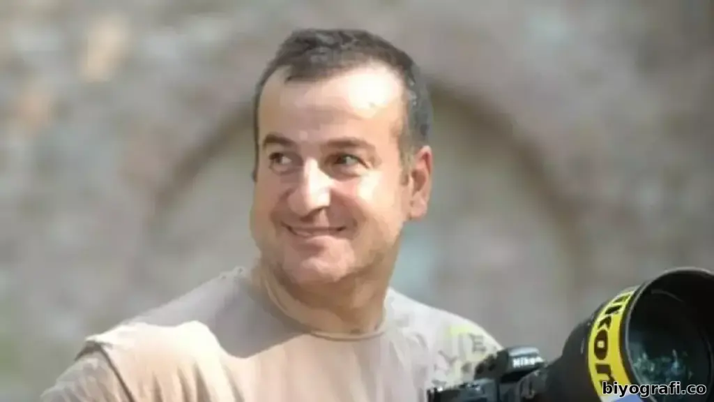 Burhan Akdağ Kimdir, Boyu, Kaç Yaşında, Nereli - Biyografi.co 1